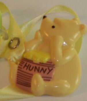 Winnie the Pooh Dummy Clip