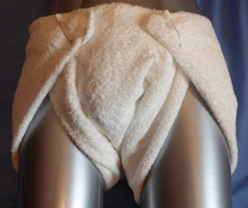 pack of two ,heavy-duty terry towelling nappy (diaper) square 1meter X 1meter
