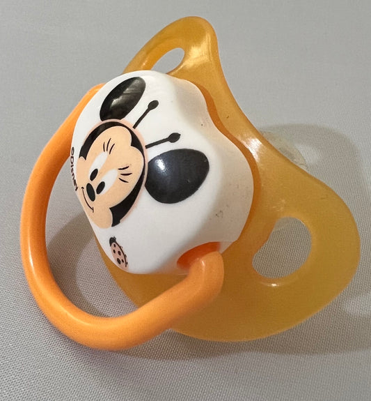 Minnie Mouse with Orrange Shield