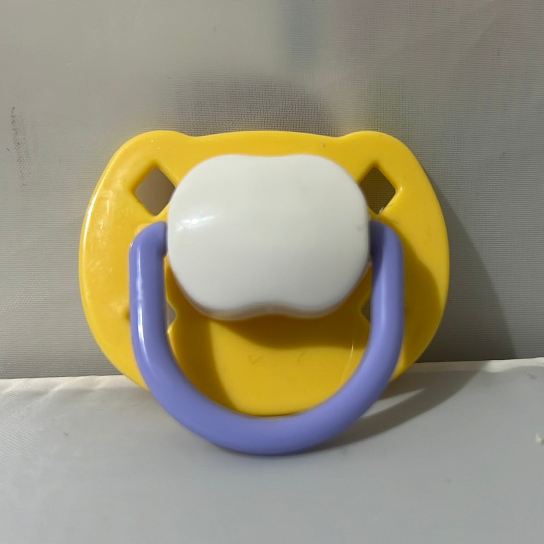 yellow, mauve & white Spanish style dummy